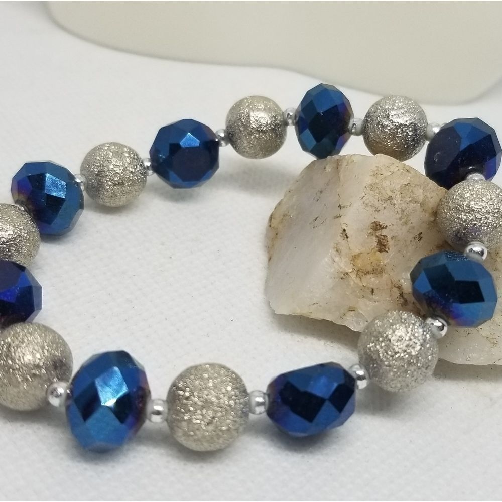 Sparkle frost blue and‎ silver bracelet